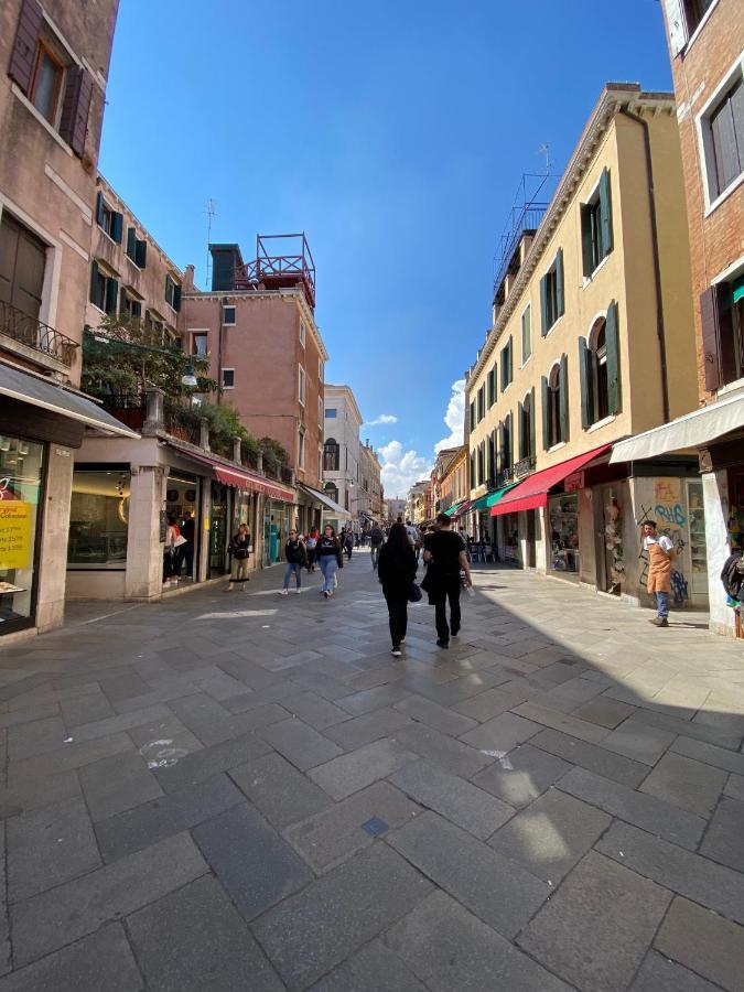 Friari Suite-Luxury Apt. Close To Rialto Bridge Венеция Екстериор снимка