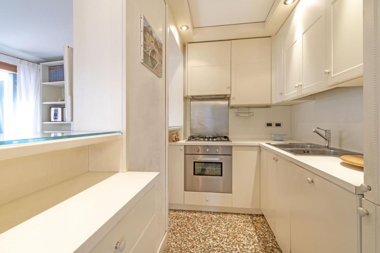 Friari Suite-Luxury Apt. Close To Rialto Bridge Венеция Екстериор снимка